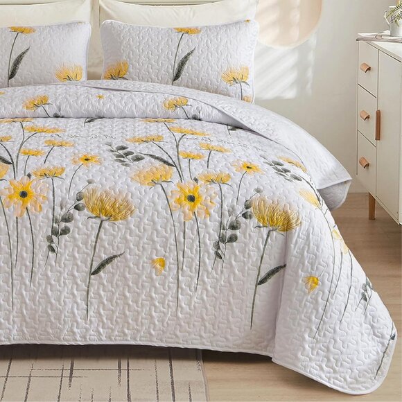 New Yellow Floral 3-Piece 100% Polyester Quilt Set • Reversible • KING Size - Picture 1 of 6
